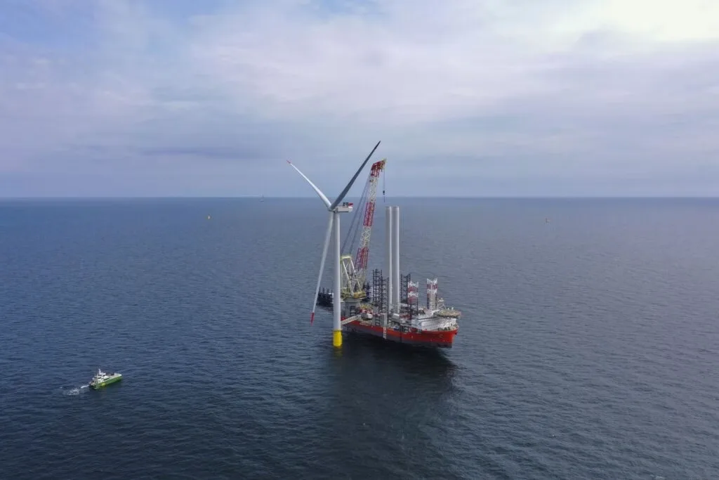 Baltic Power Offshore Wind Farm Successfully Installs Two Substations